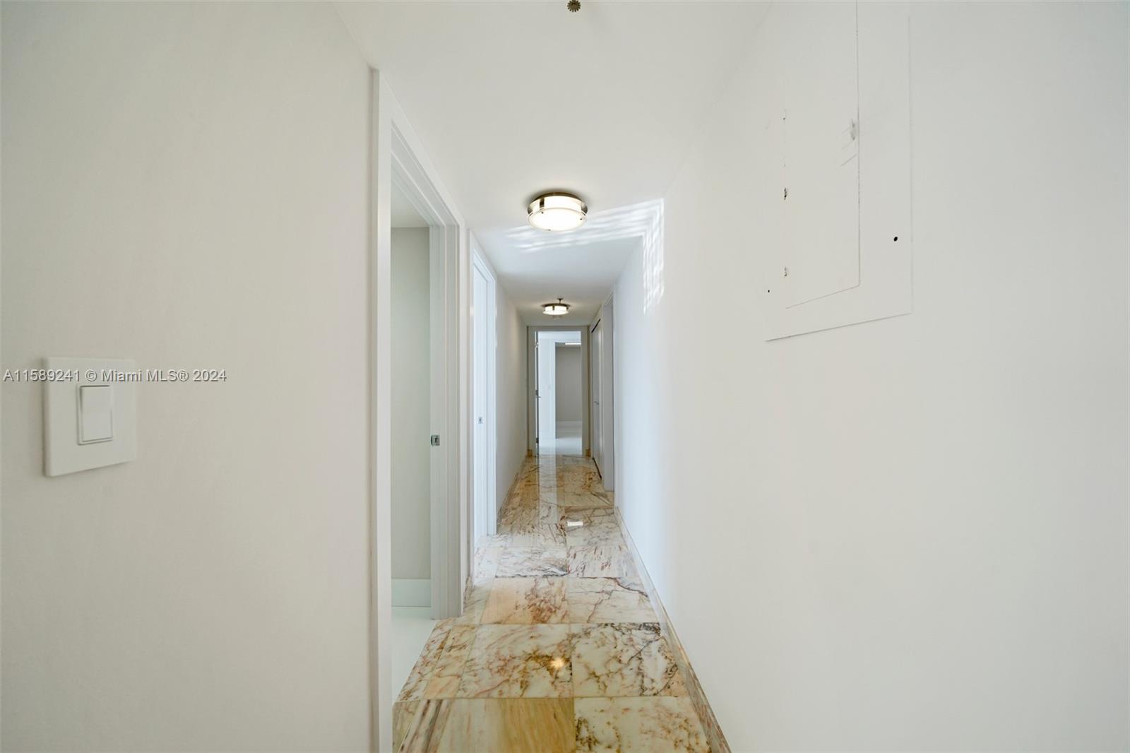 650 Ocean Dr # 4C