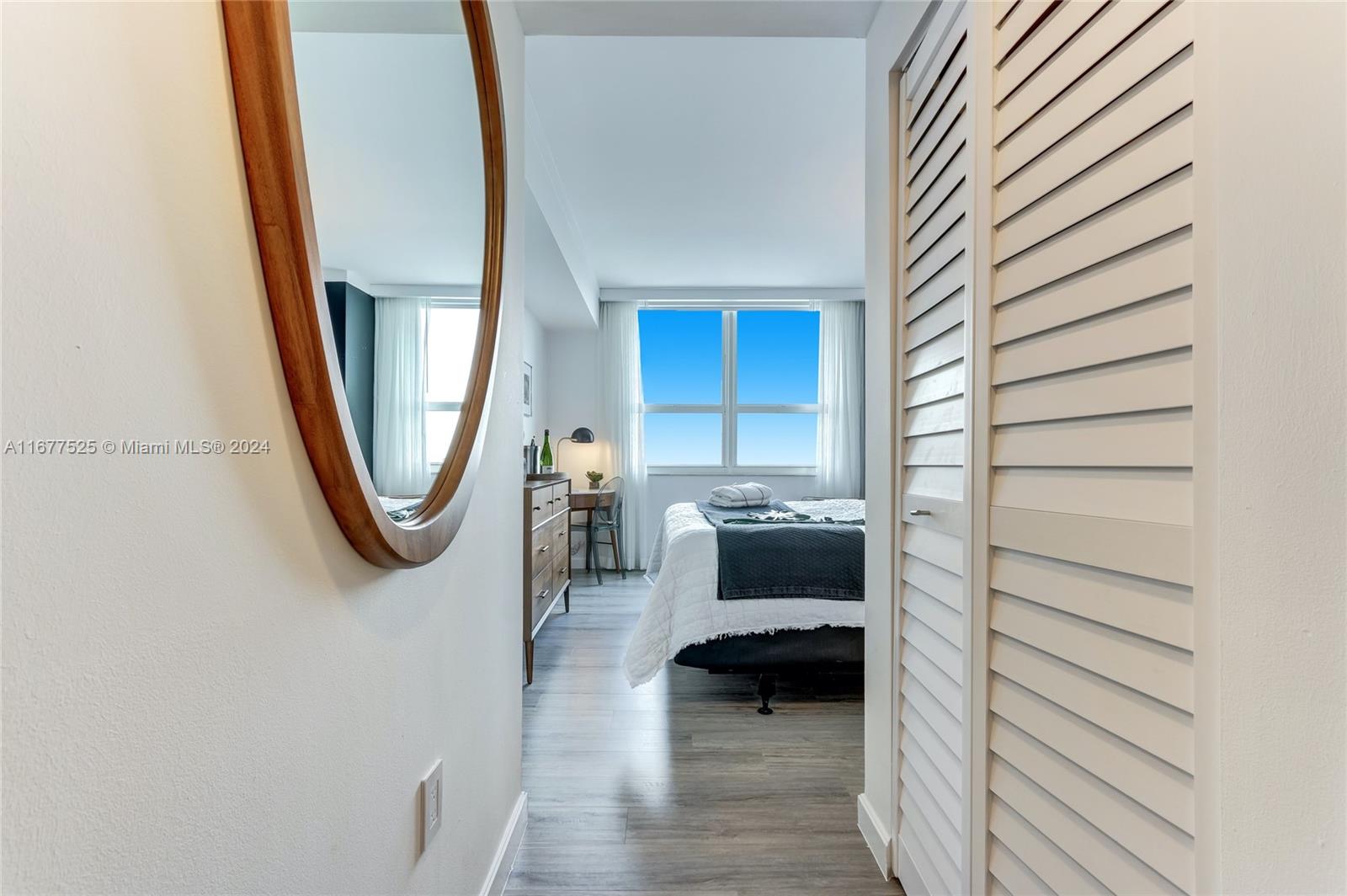 2889 Mcfarlane Rd # 1817 Unit: 1815, 1817