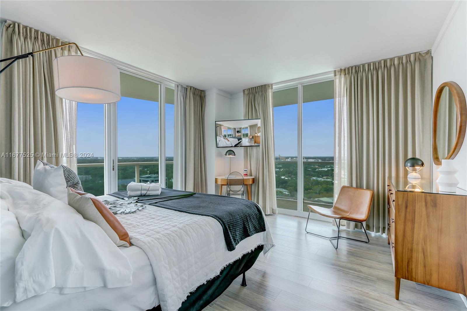2889 Mcfarlane Rd # 1817 Unit: 1815, 1817