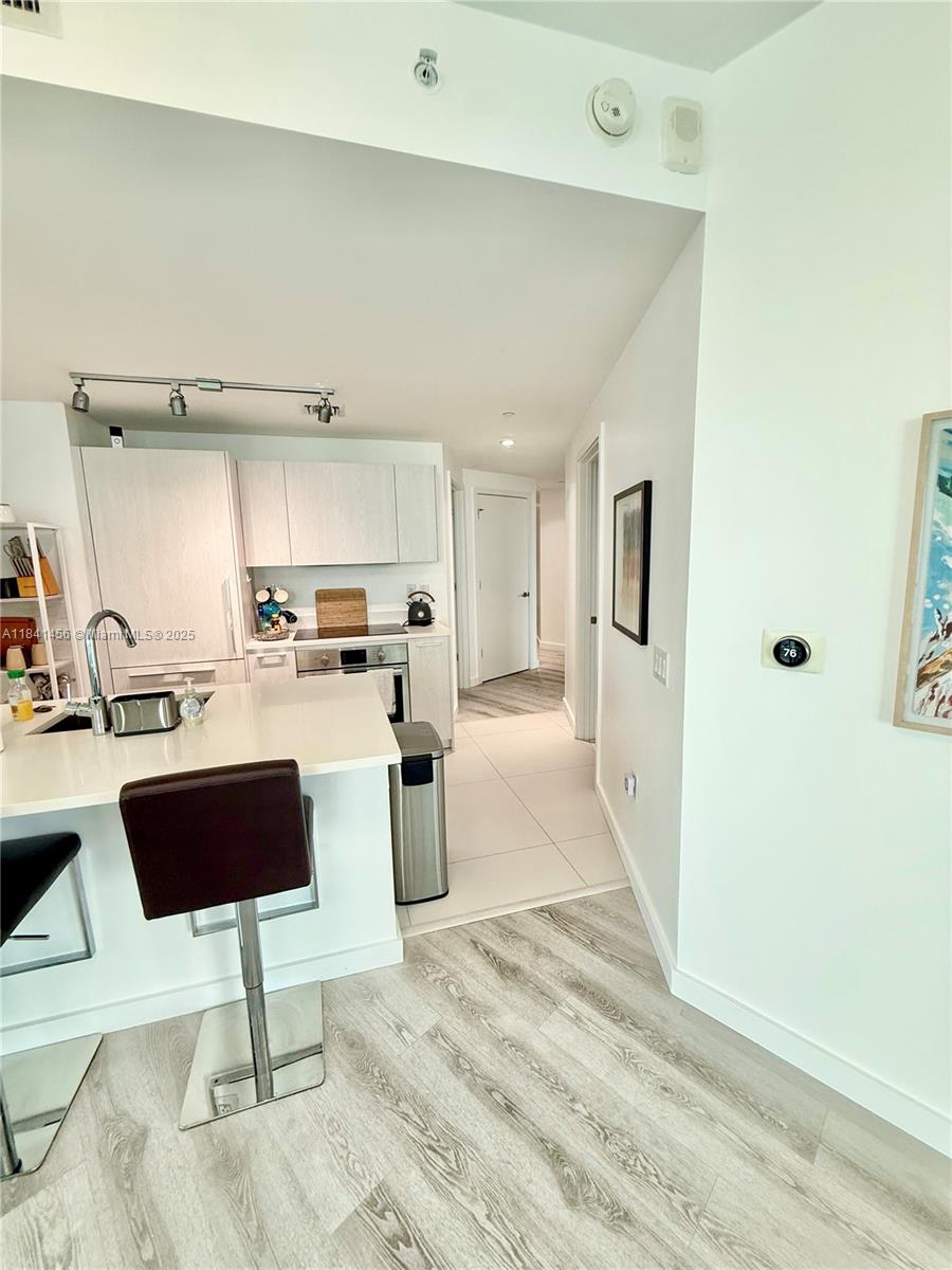 501 NE 31st St # 3706