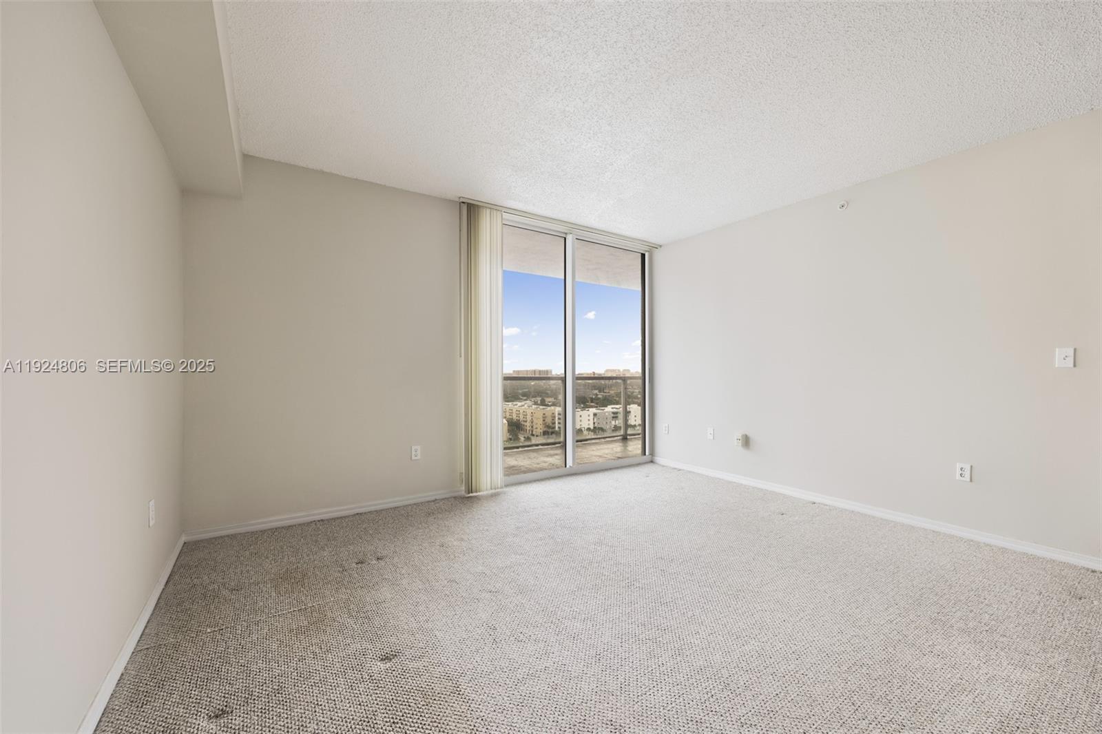 5085 NW 7th St Unit: PH12