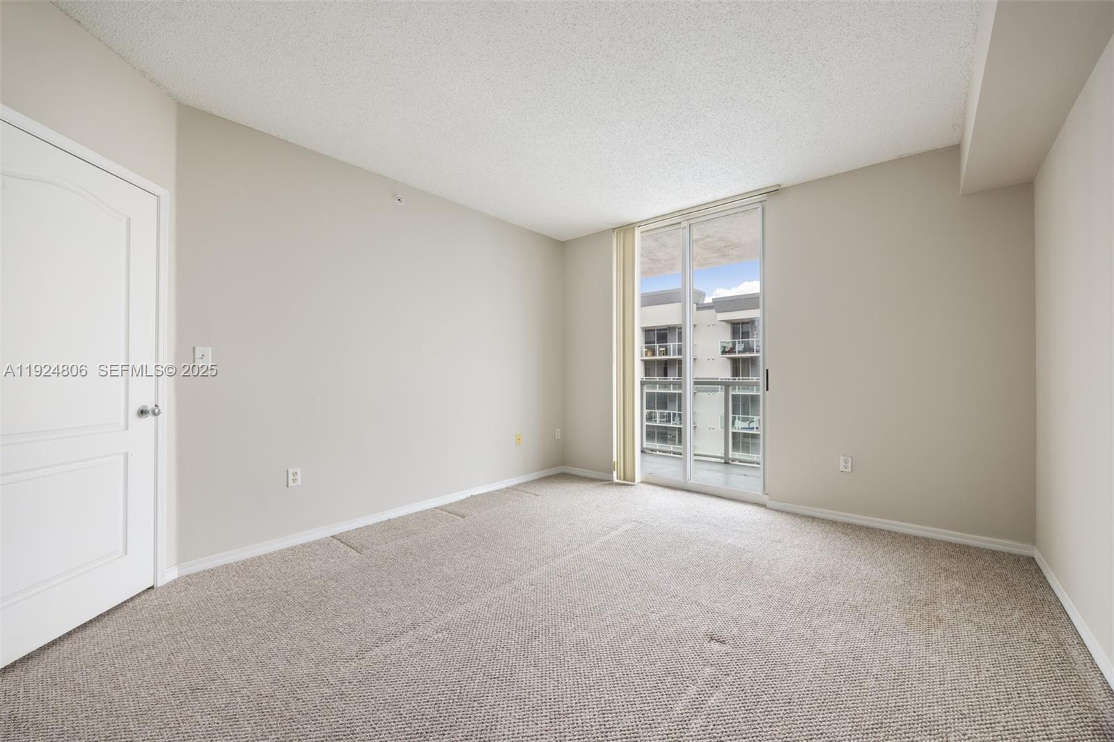 5085 NW 7th St Unit: PH12