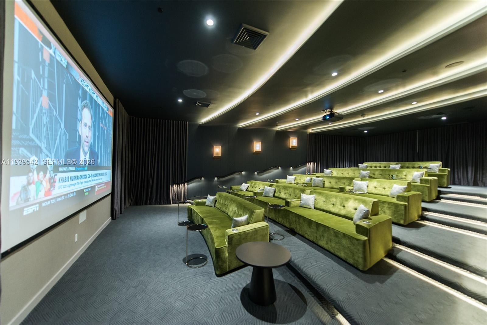 2821 S Bayshore Dr # 19B