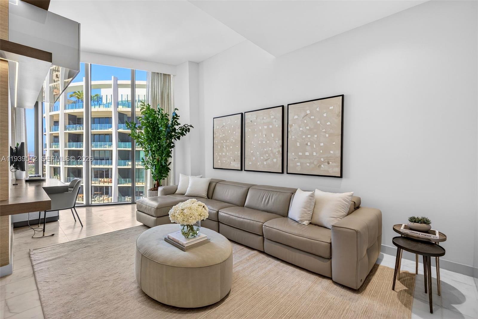 2821 S Bayshore Dr # 19B