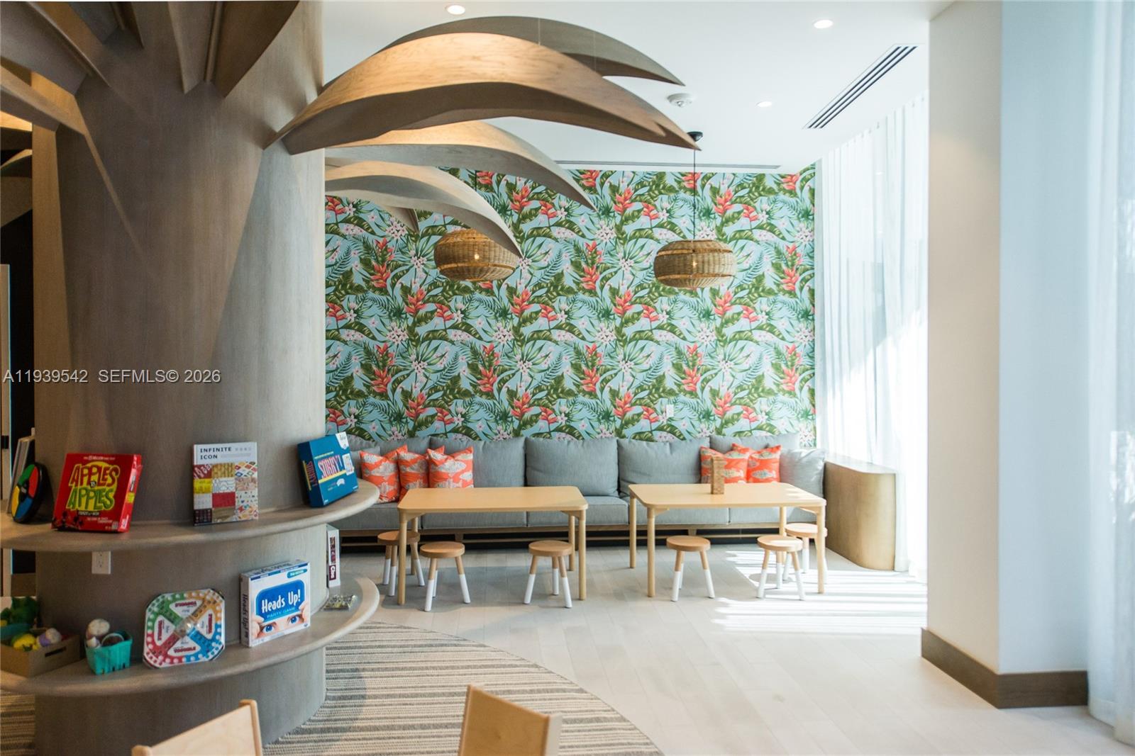 2821 S Bayshore Dr # 19B