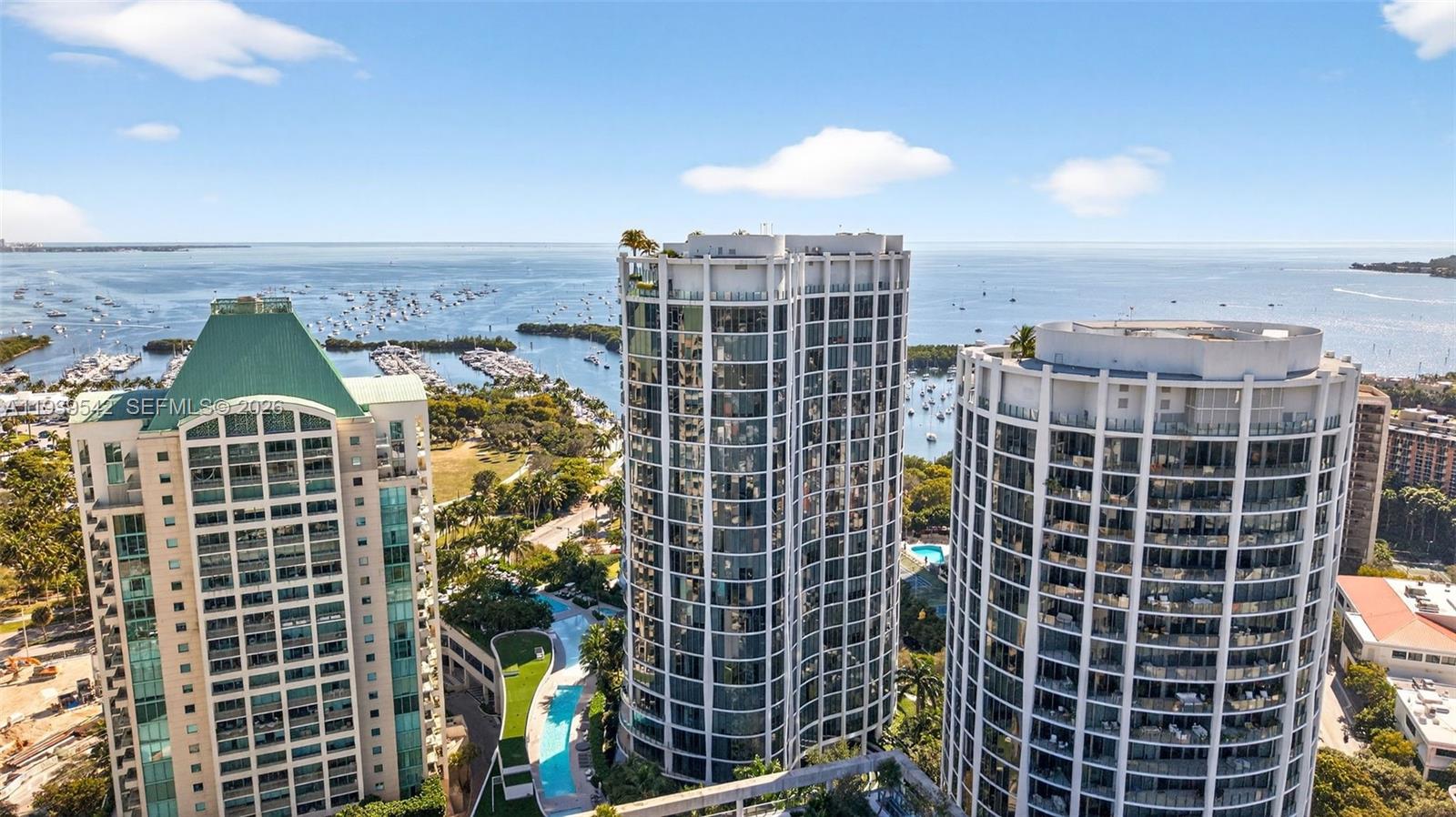 2821 S Bayshore Dr # 19B