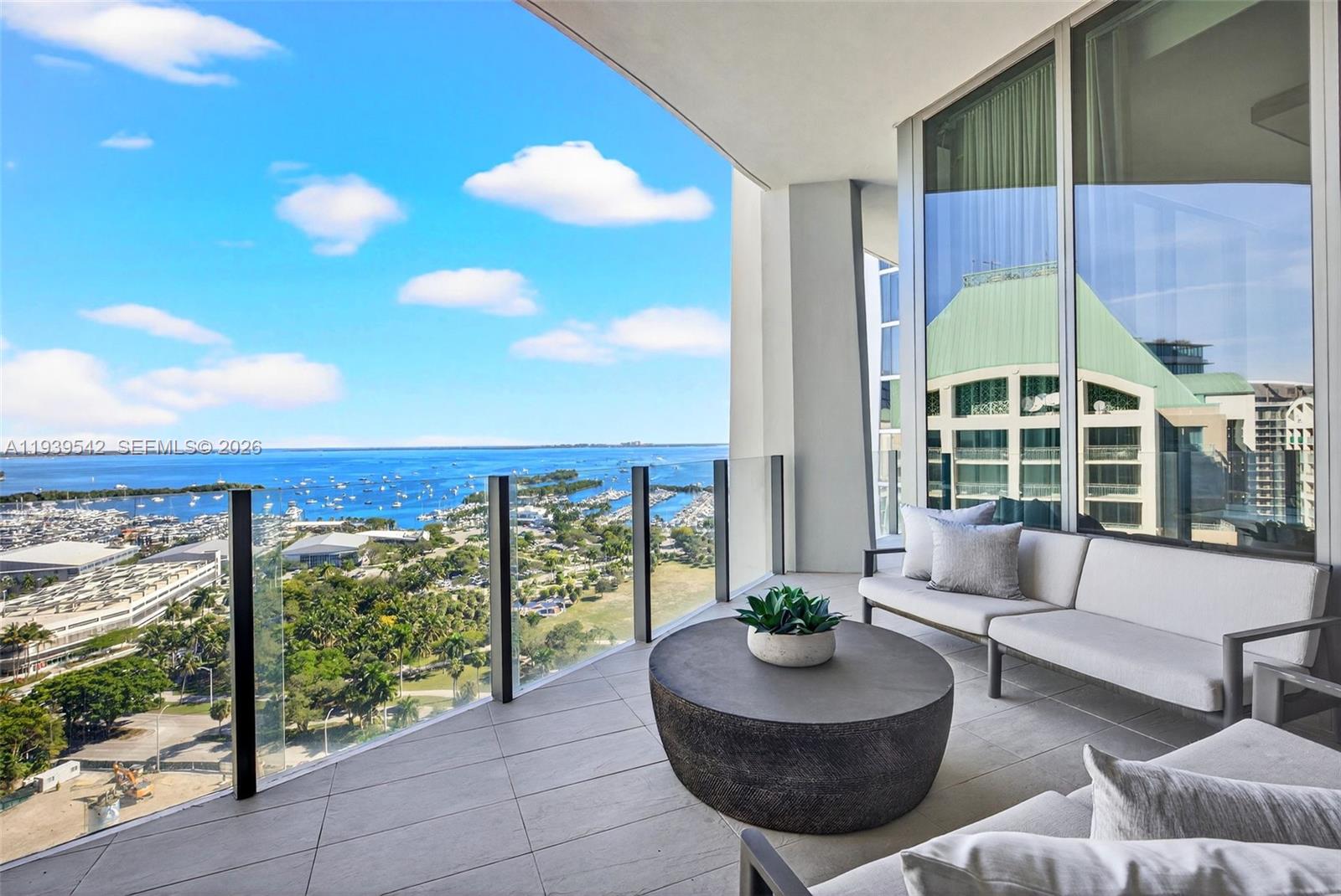 2821 S Bayshore Dr # 19B