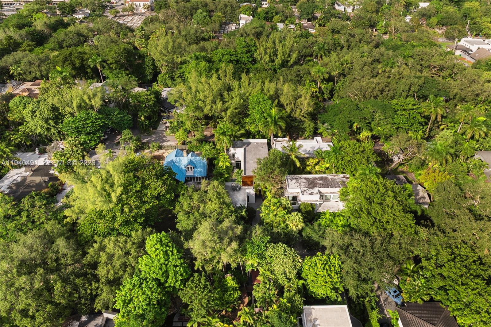 3655 Avocado Ave