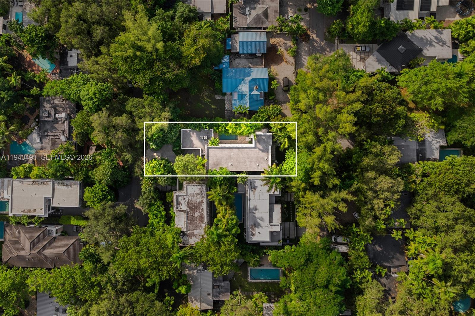 3655 Avocado Ave