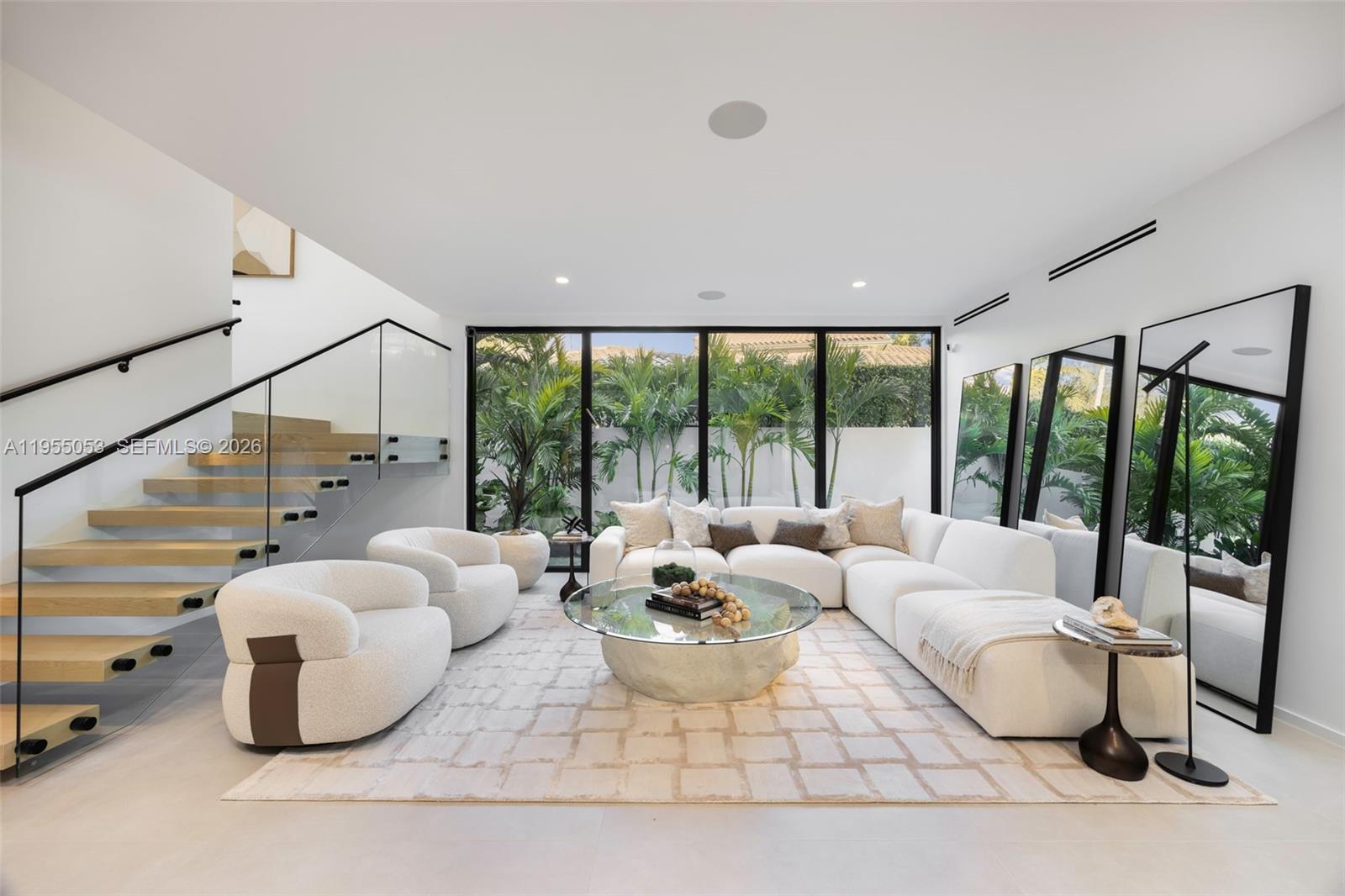 30 Samana Dr