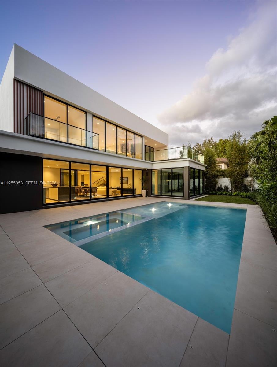 30 Samana Dr