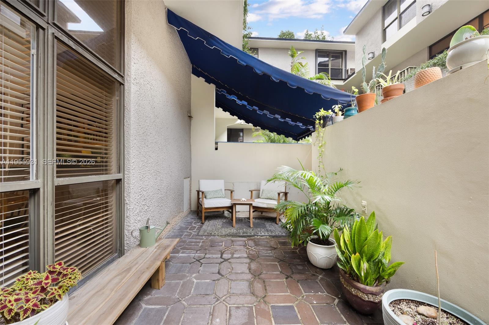 2666 Tigertail Ave # 111