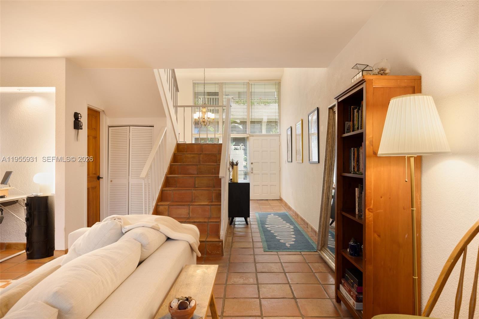 2666 Tigertail Ave # 111