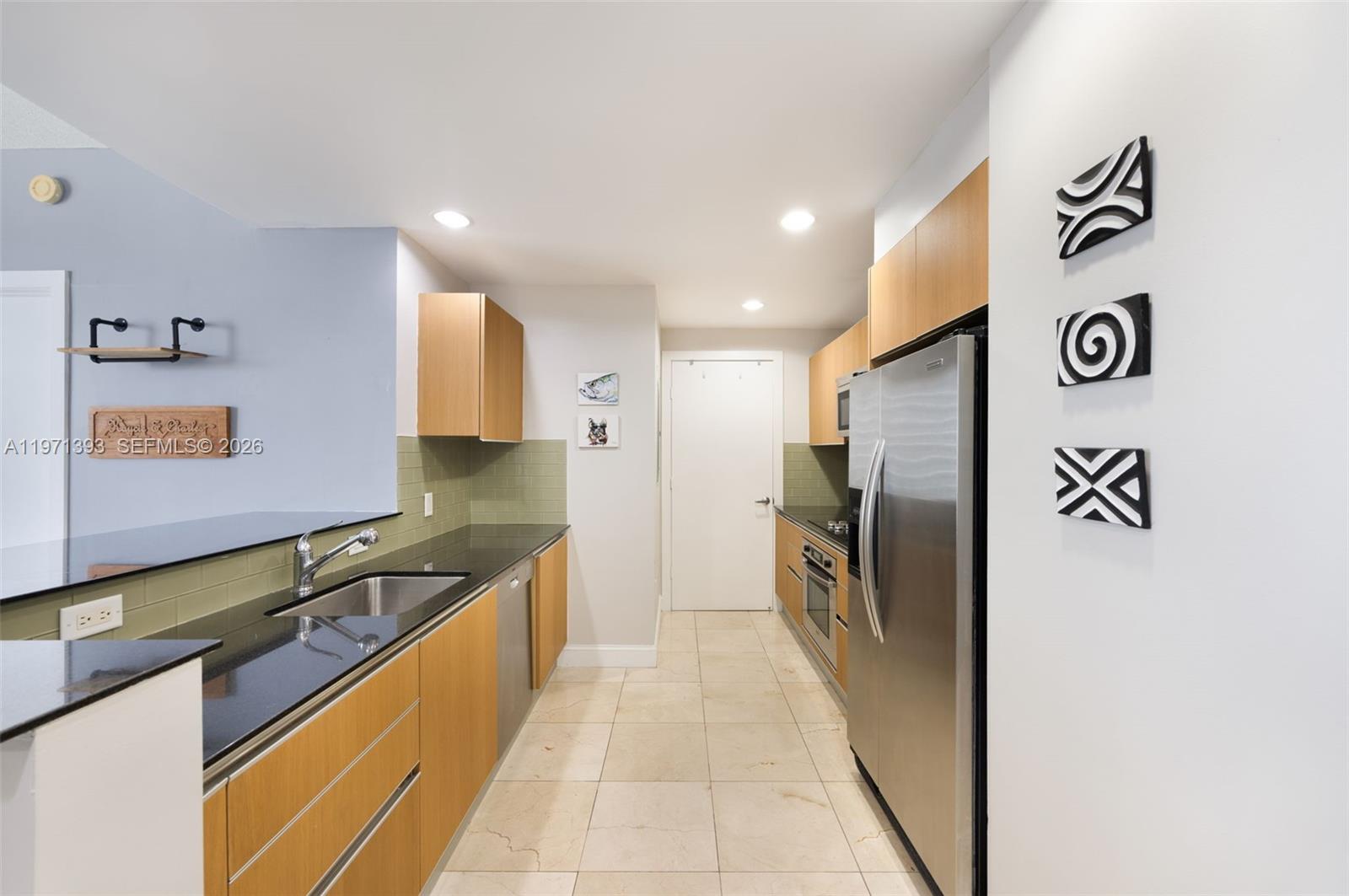 1060 Brickell Ave # 3505