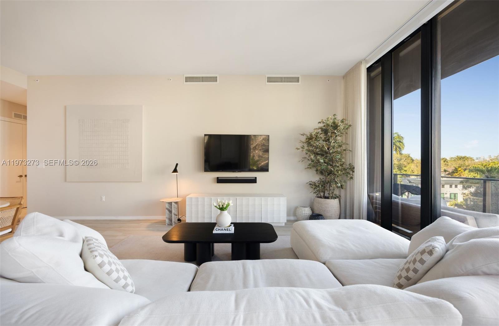 3156 SW 27th Ave # 305