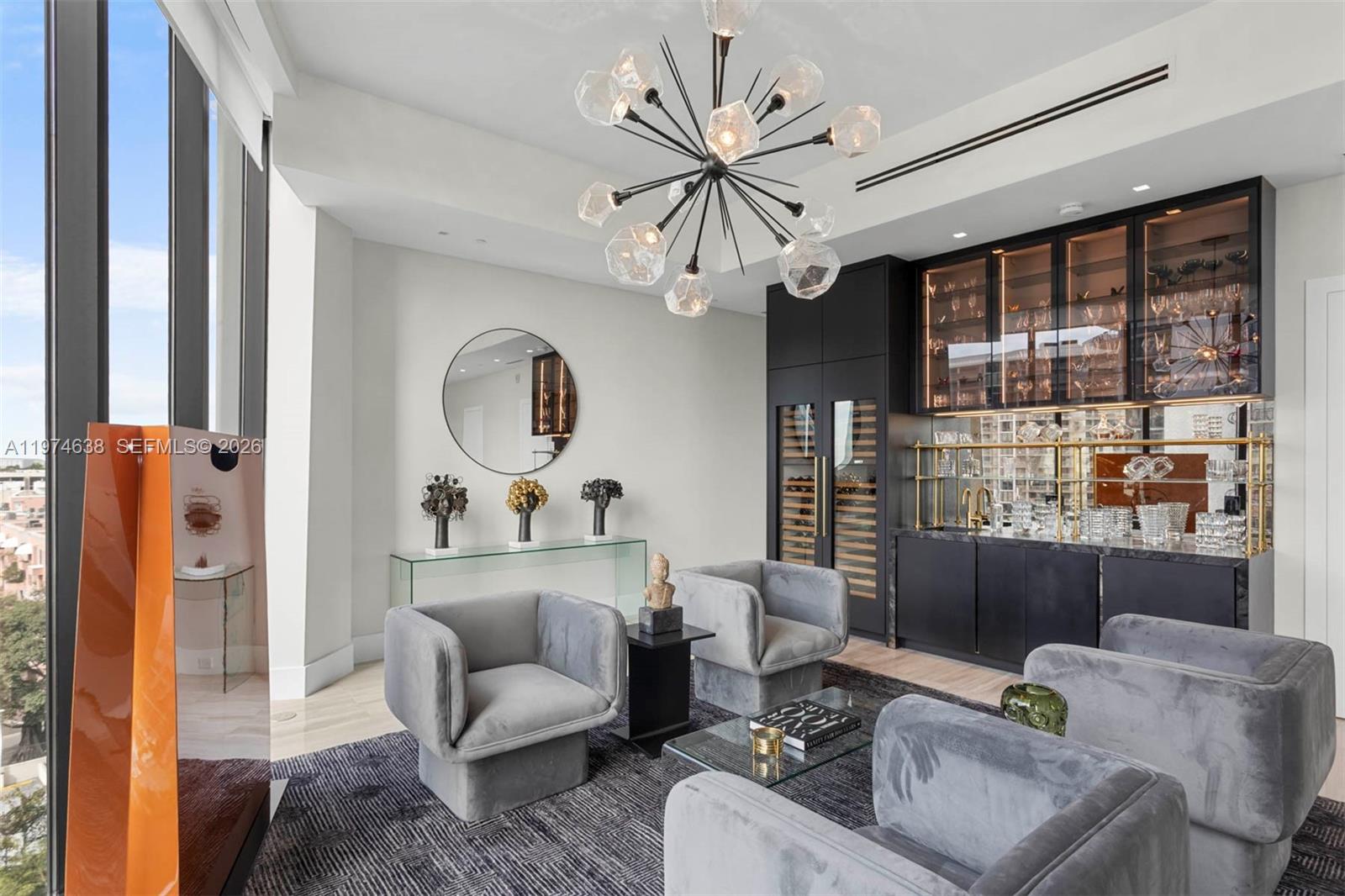 2821 S Bayshore Dr # 8A