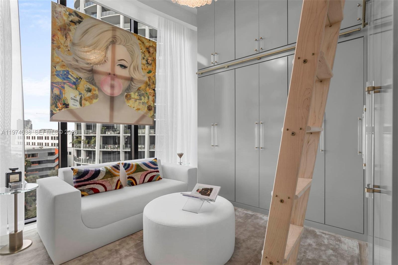 2821 S Bayshore Dr # 8A