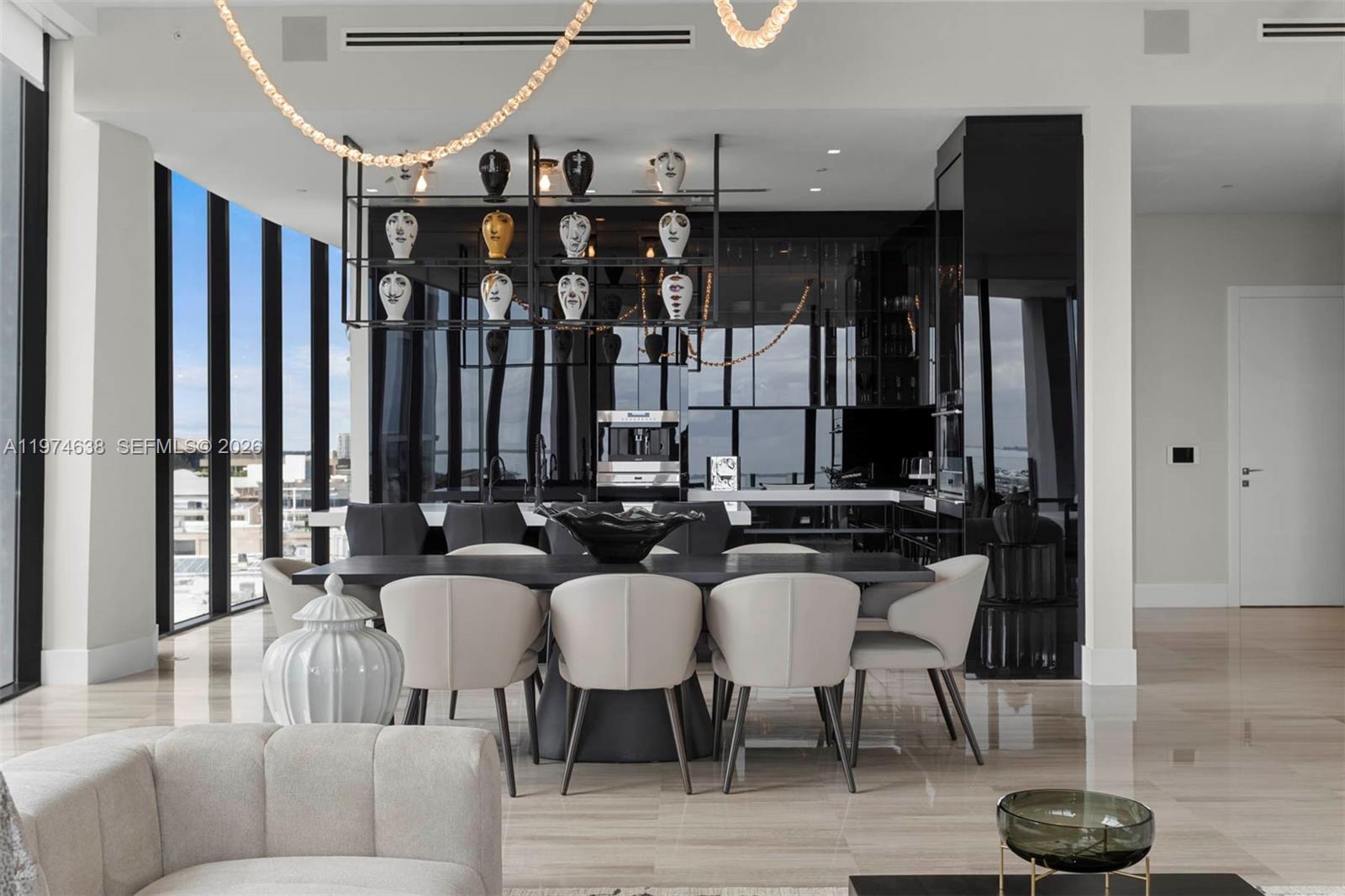 2821 S Bayshore Dr # 8A