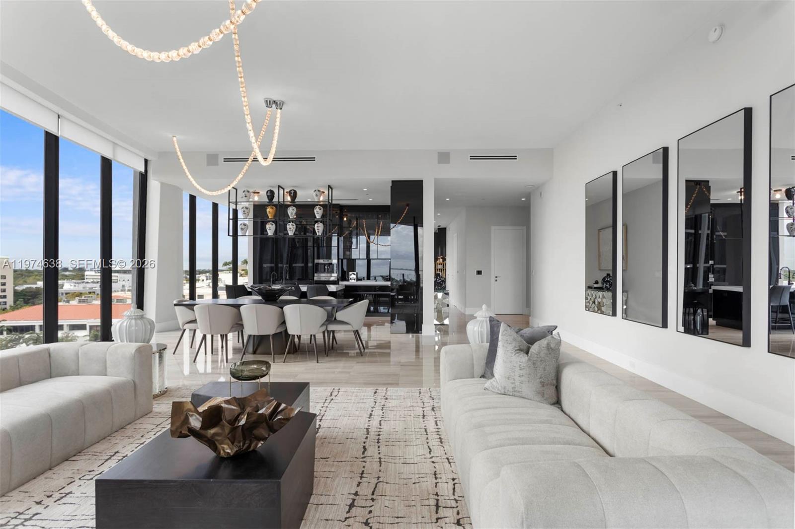 2821 S Bayshore Dr # 8A