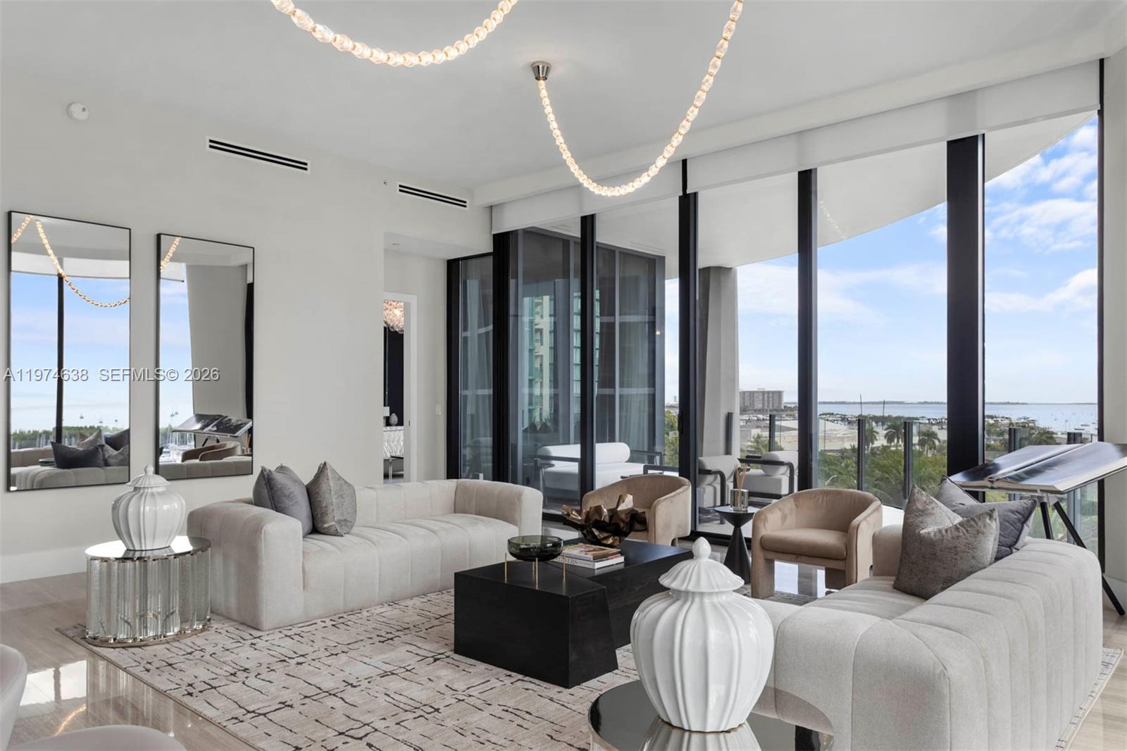 2821 S Bayshore Dr # 8A