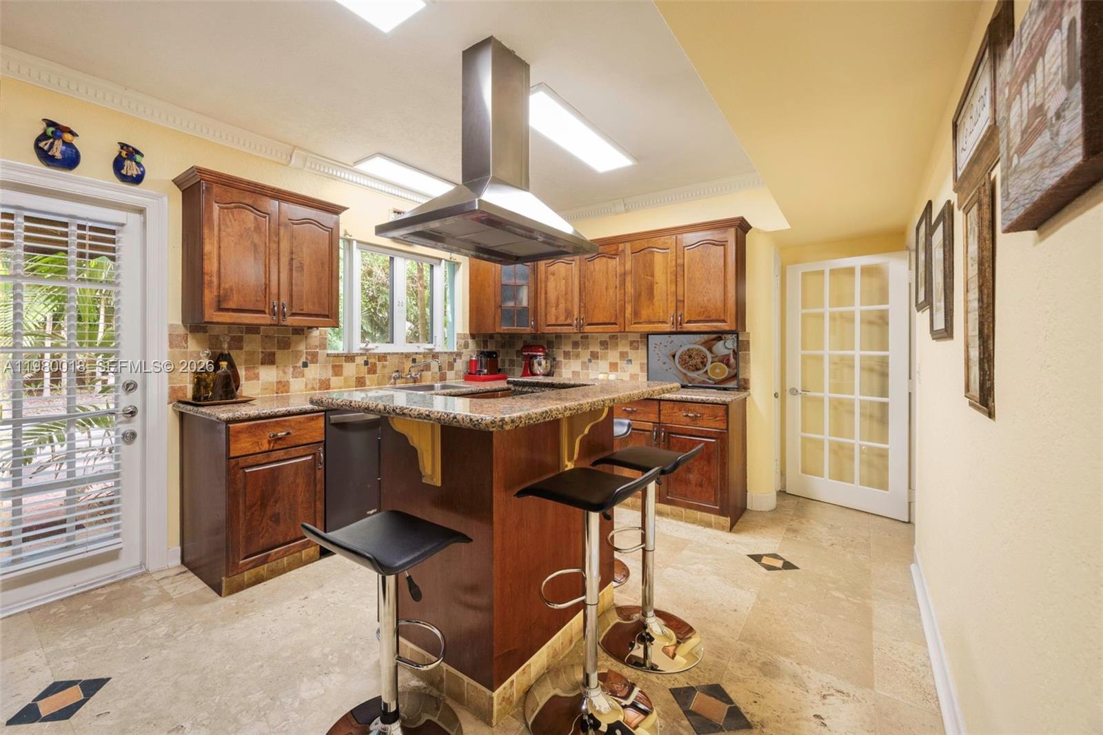 0-1645 S Bayshore Dr