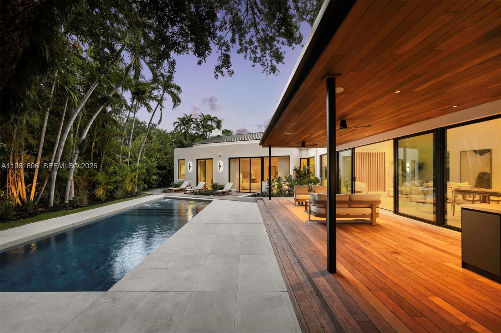 1701 Micanopy Ave