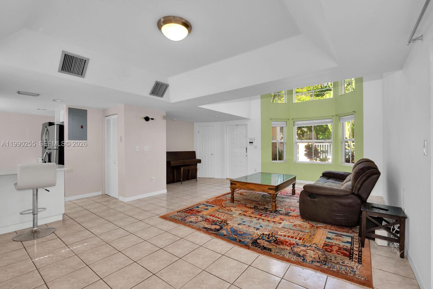 2996 Jackson Ave # B