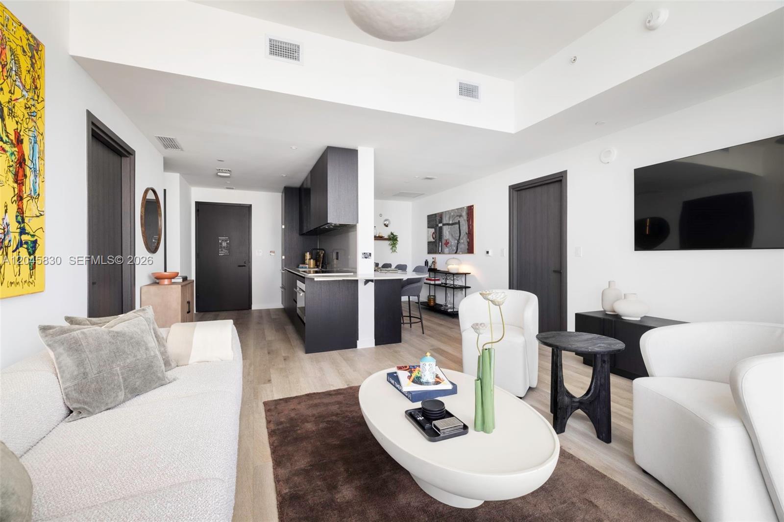 20 NE 11th St # 4503