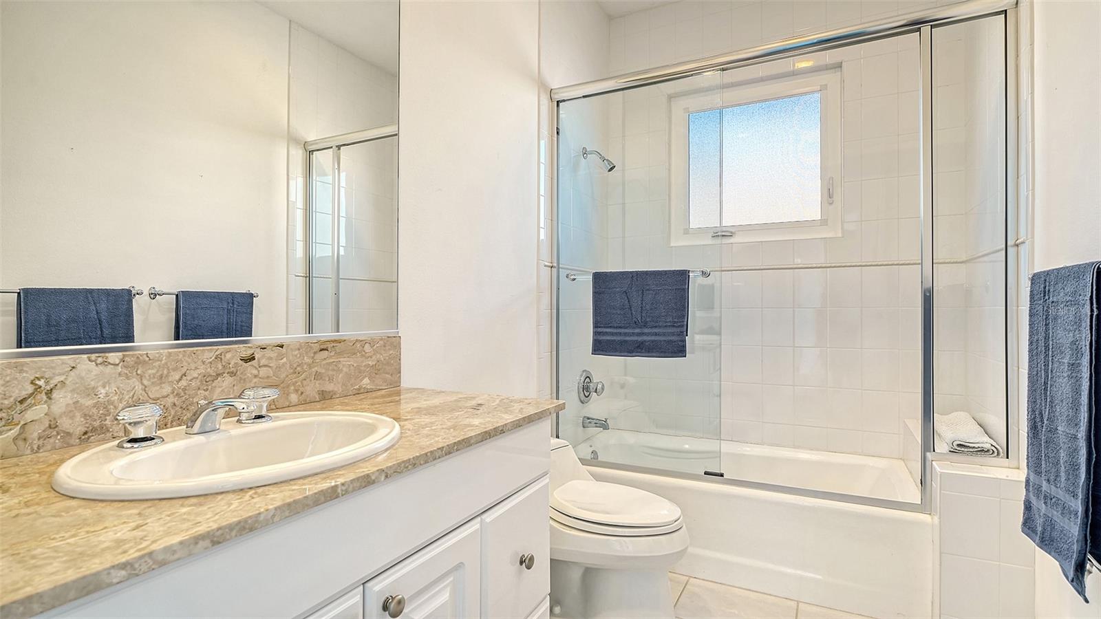 9137 MIDNIGHT PASS RD