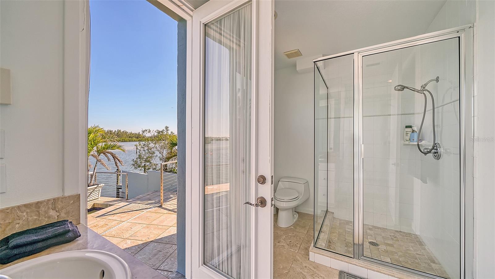 9137 MIDNIGHT PASS RD