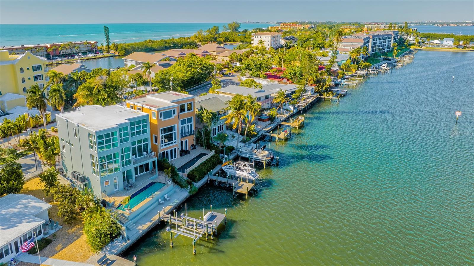 9137 MIDNIGHT PASS RD