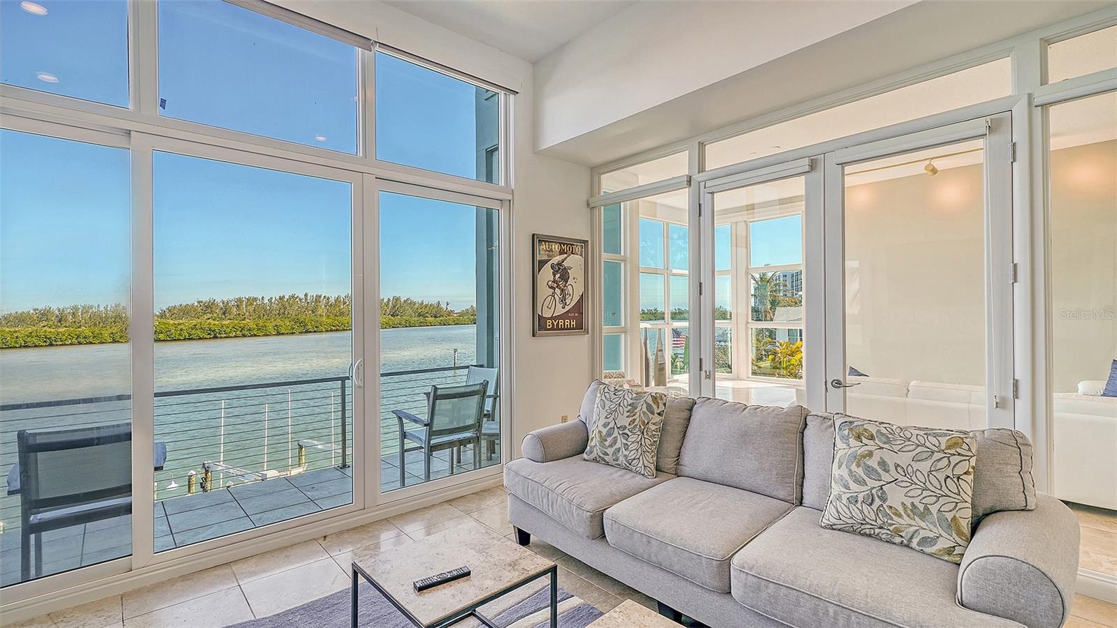 9137 MIDNIGHT PASS RD