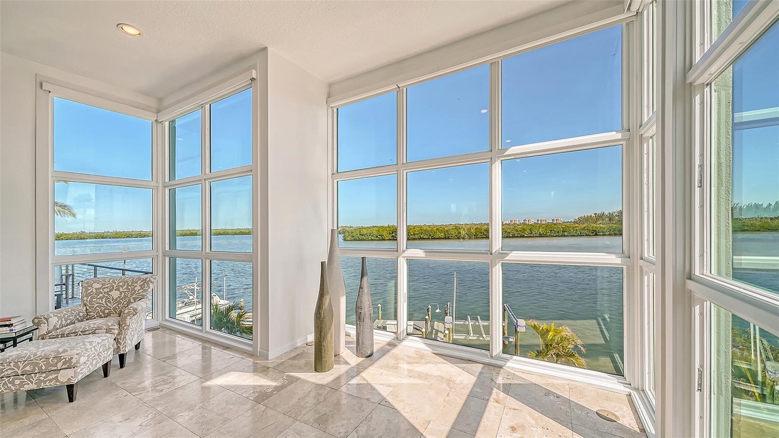 9137 MIDNIGHT PASS RD