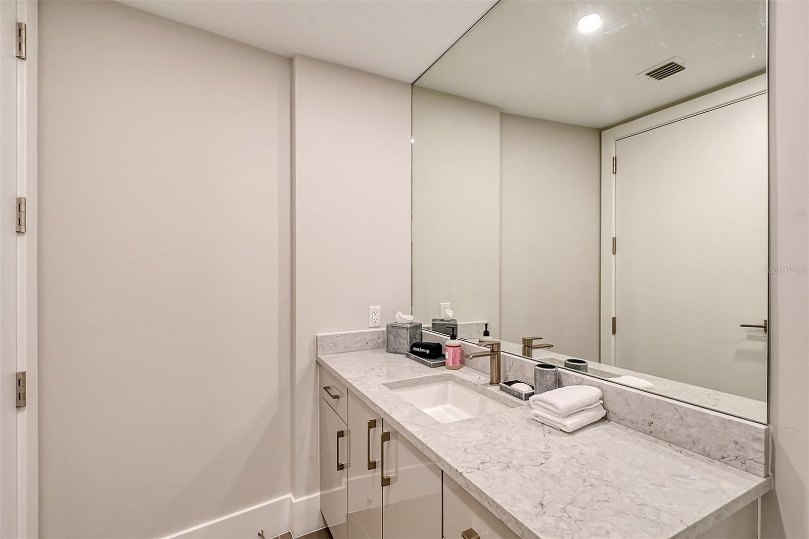 1035 SEASIDE DR #310