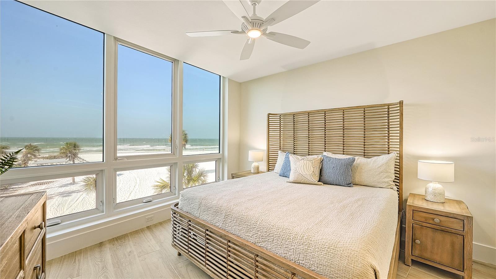 1035 SEASIDE DR #301