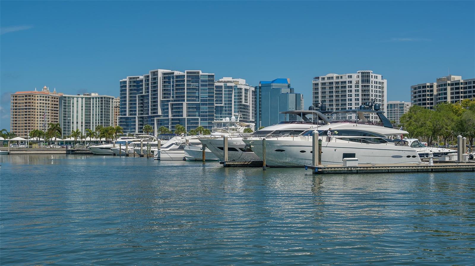 435 S GULFSTREAM AVE #1006