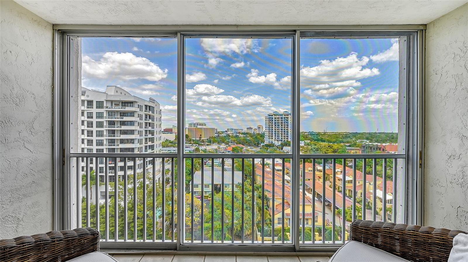 435 S GULFSTREAM AVE #1006