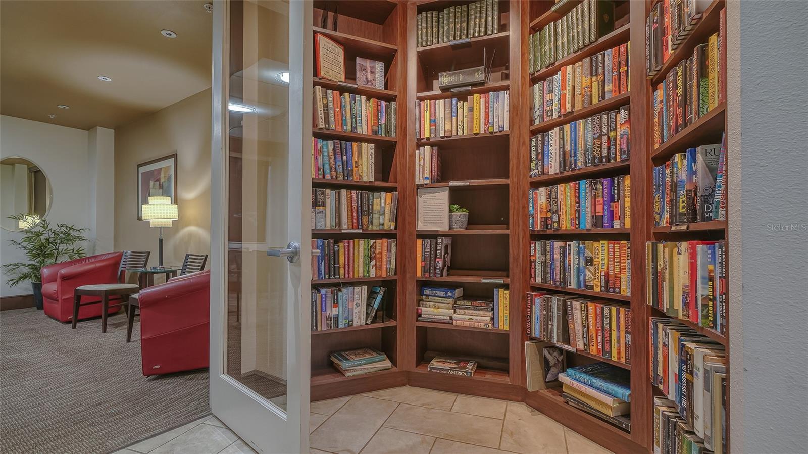 435 S GULFSTREAM AVE #1006