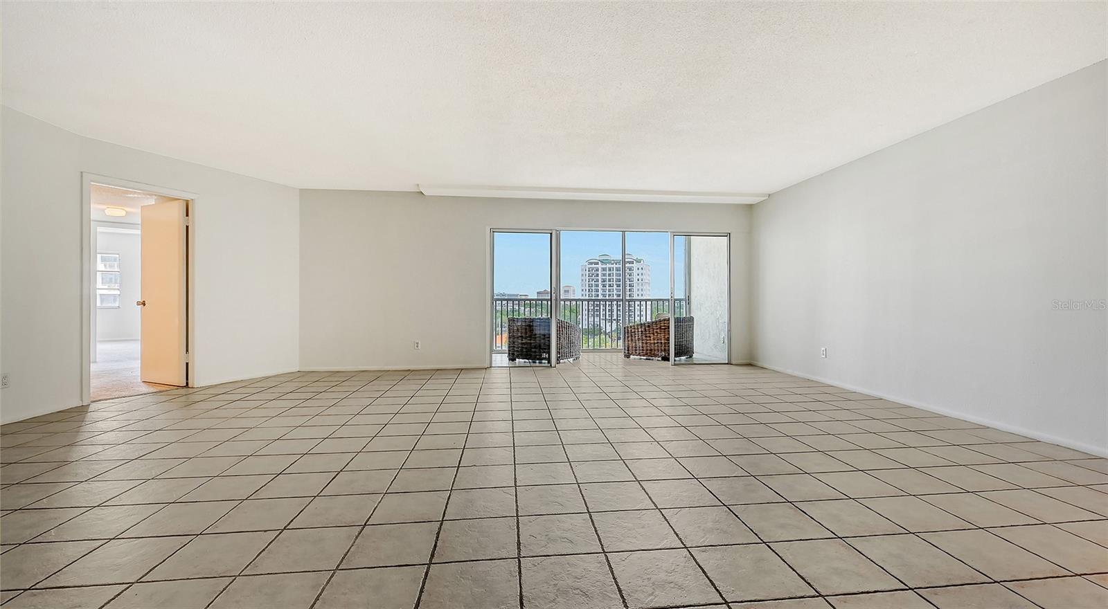 435 S GULFSTREAM AVE #1006