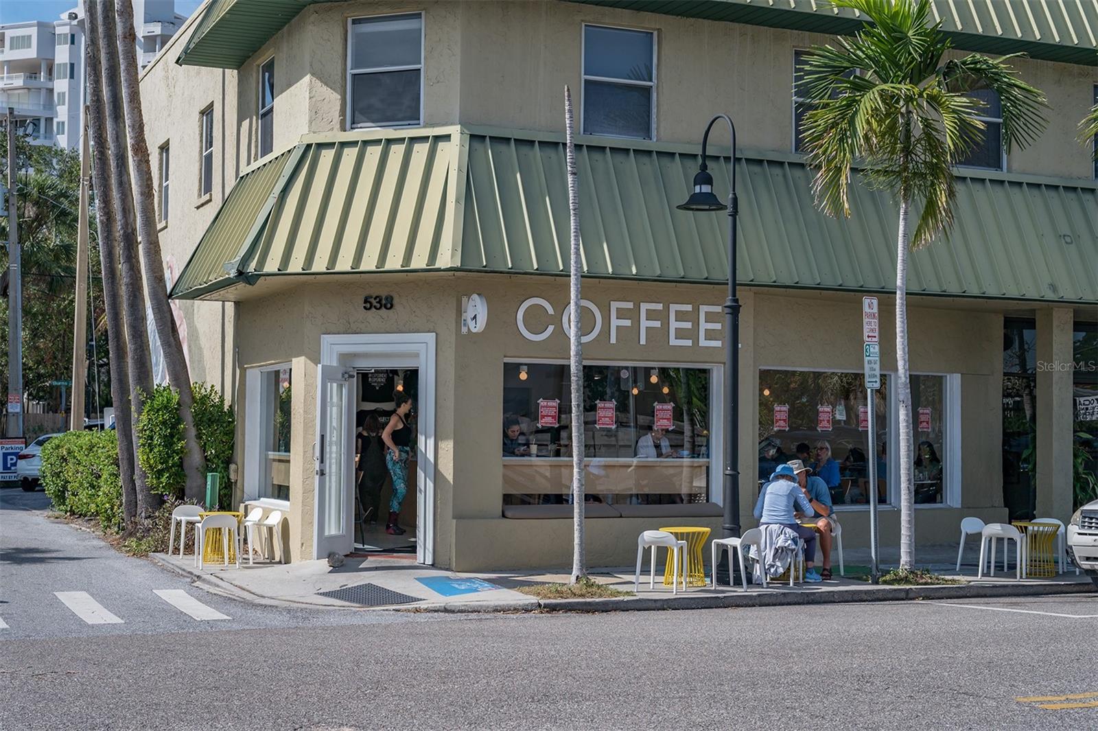 435 S GULFSTREAM AVE #1006