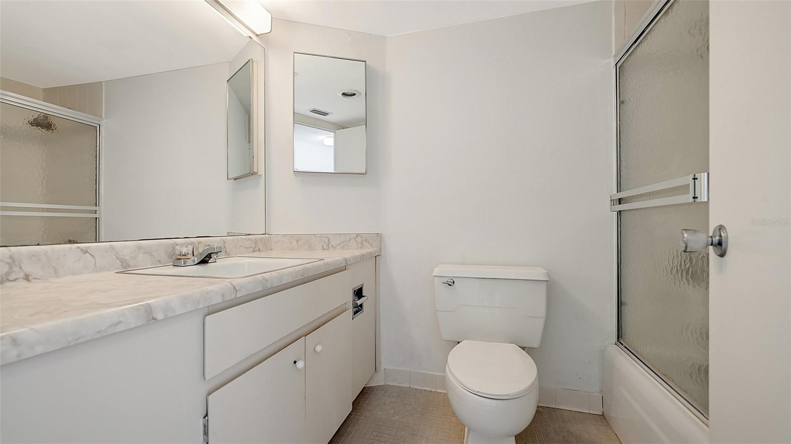 435 S GULFSTREAM AVE #1006