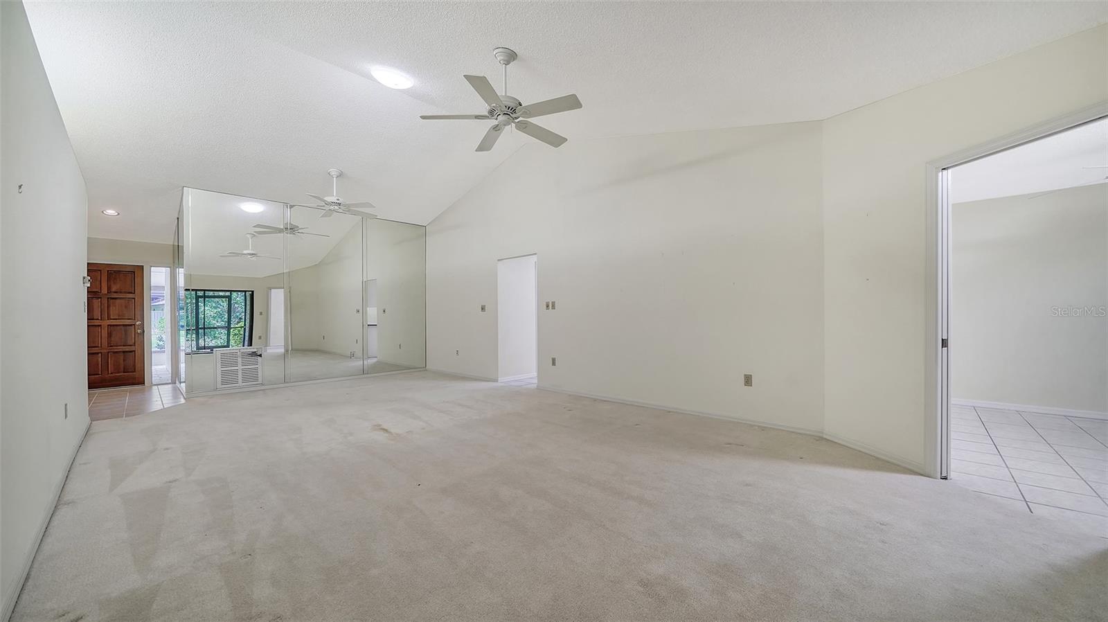 4635 OAK FOREST DR E #15