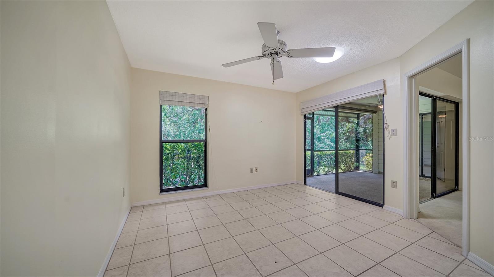 4635 OAK FOREST DR E #15