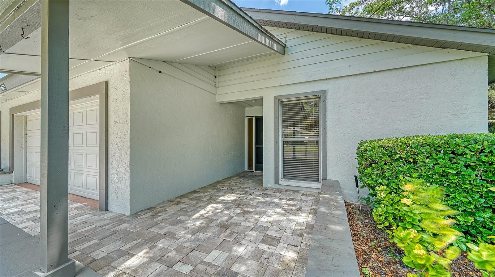 4635 OAK FOREST DR E #15