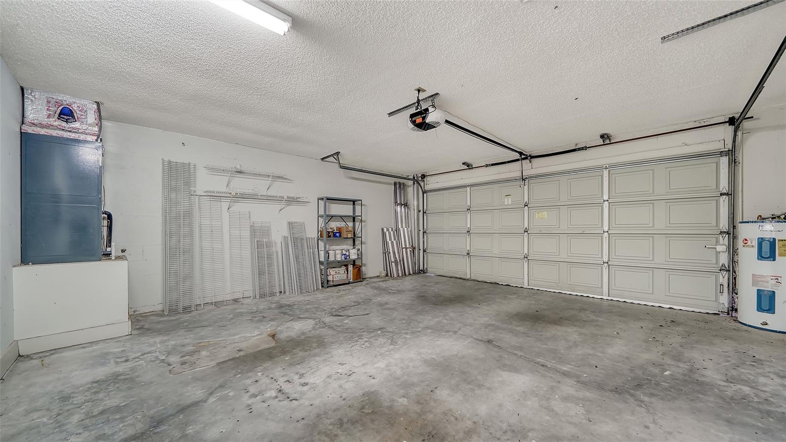 4635 OAK FOREST DR E #15