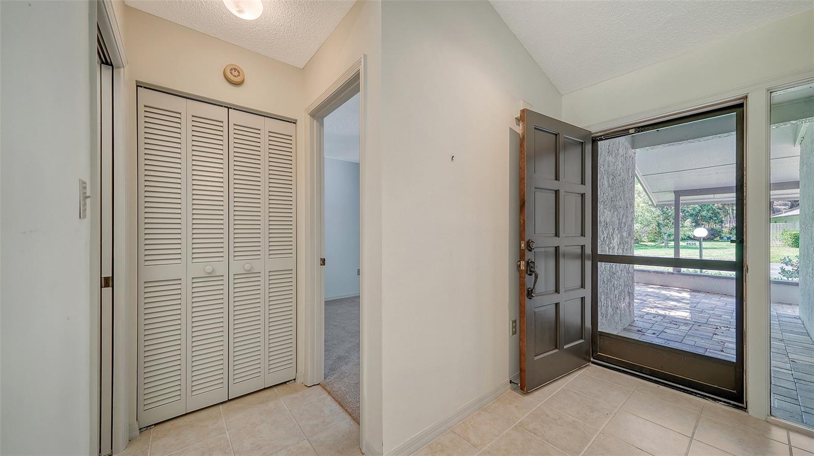 4635 OAK FOREST DR E #15