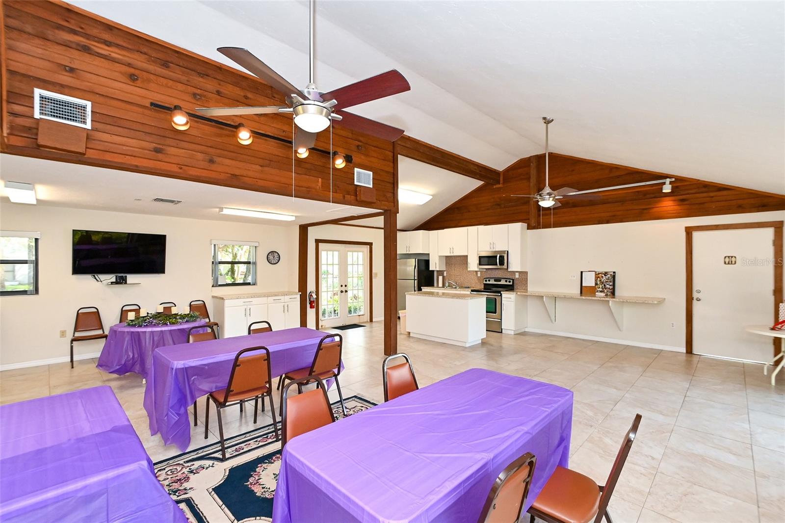 4635 OAK FOREST DR E #15