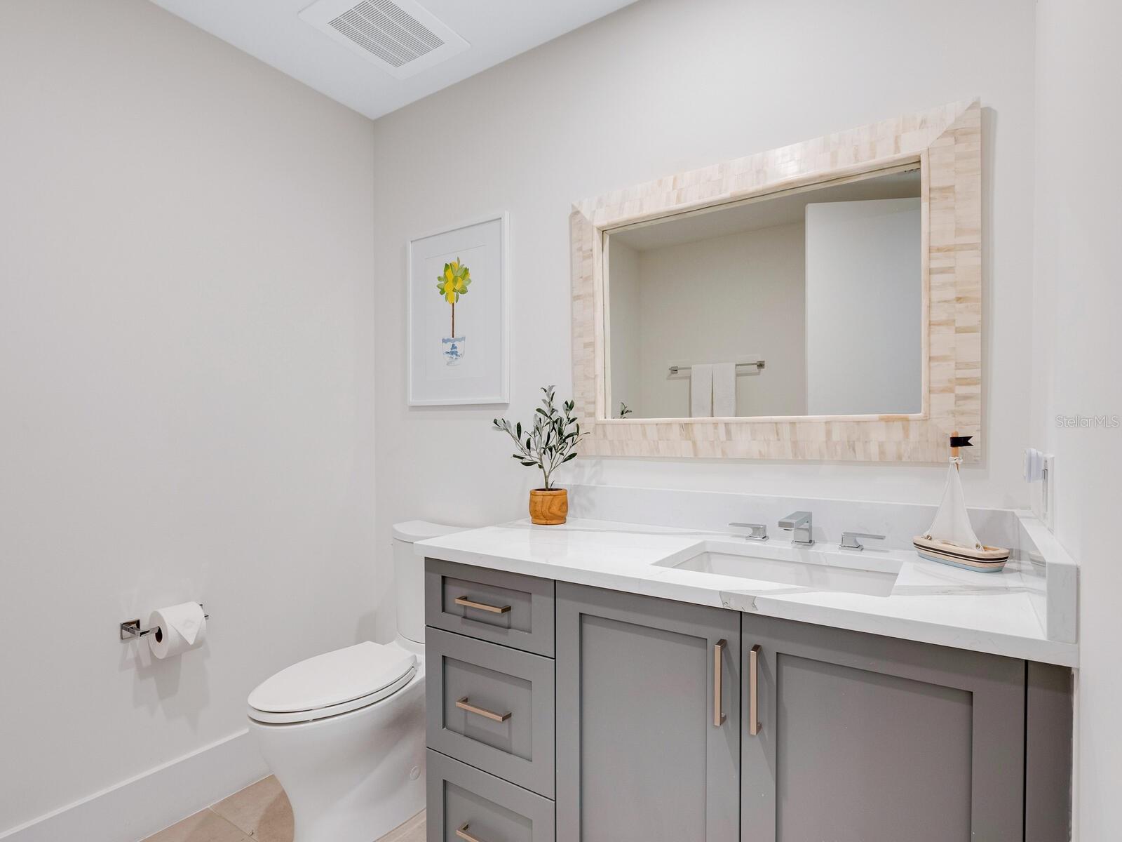 1035 SEASIDE DR #308