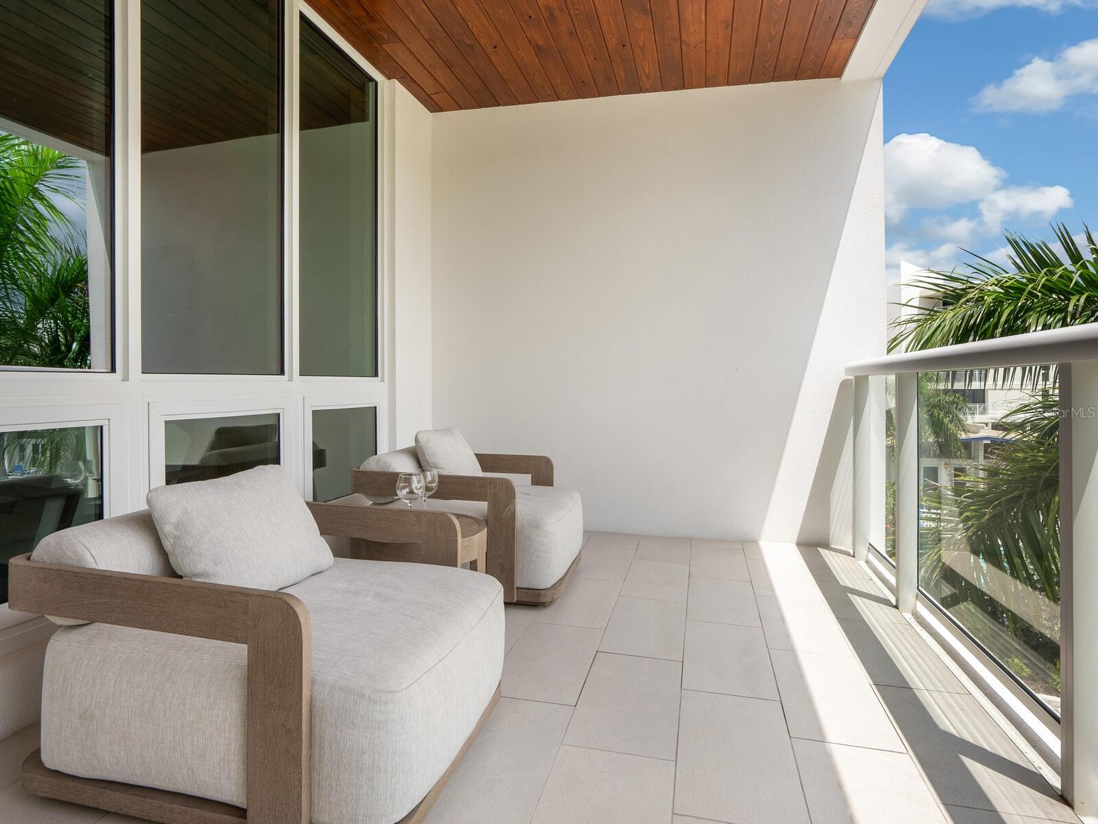 1035 SEASIDE DR #308