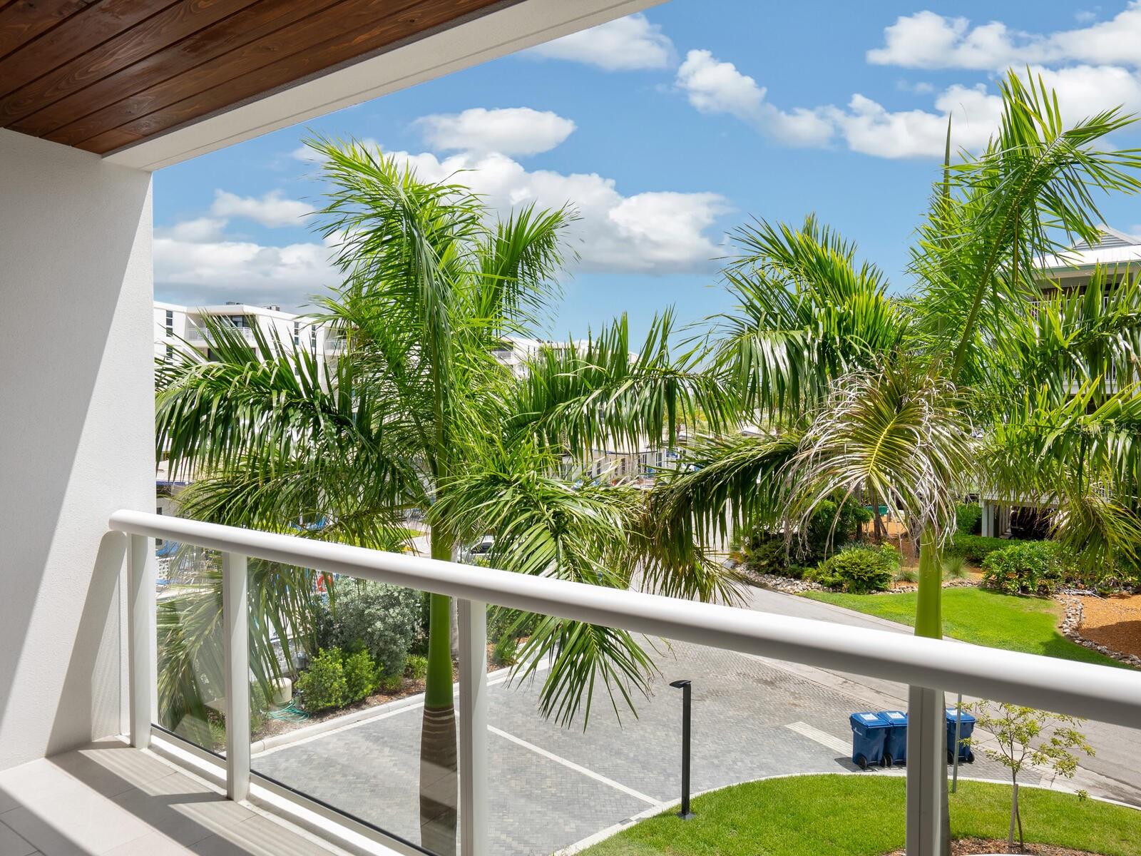 1035 SEASIDE DR #308